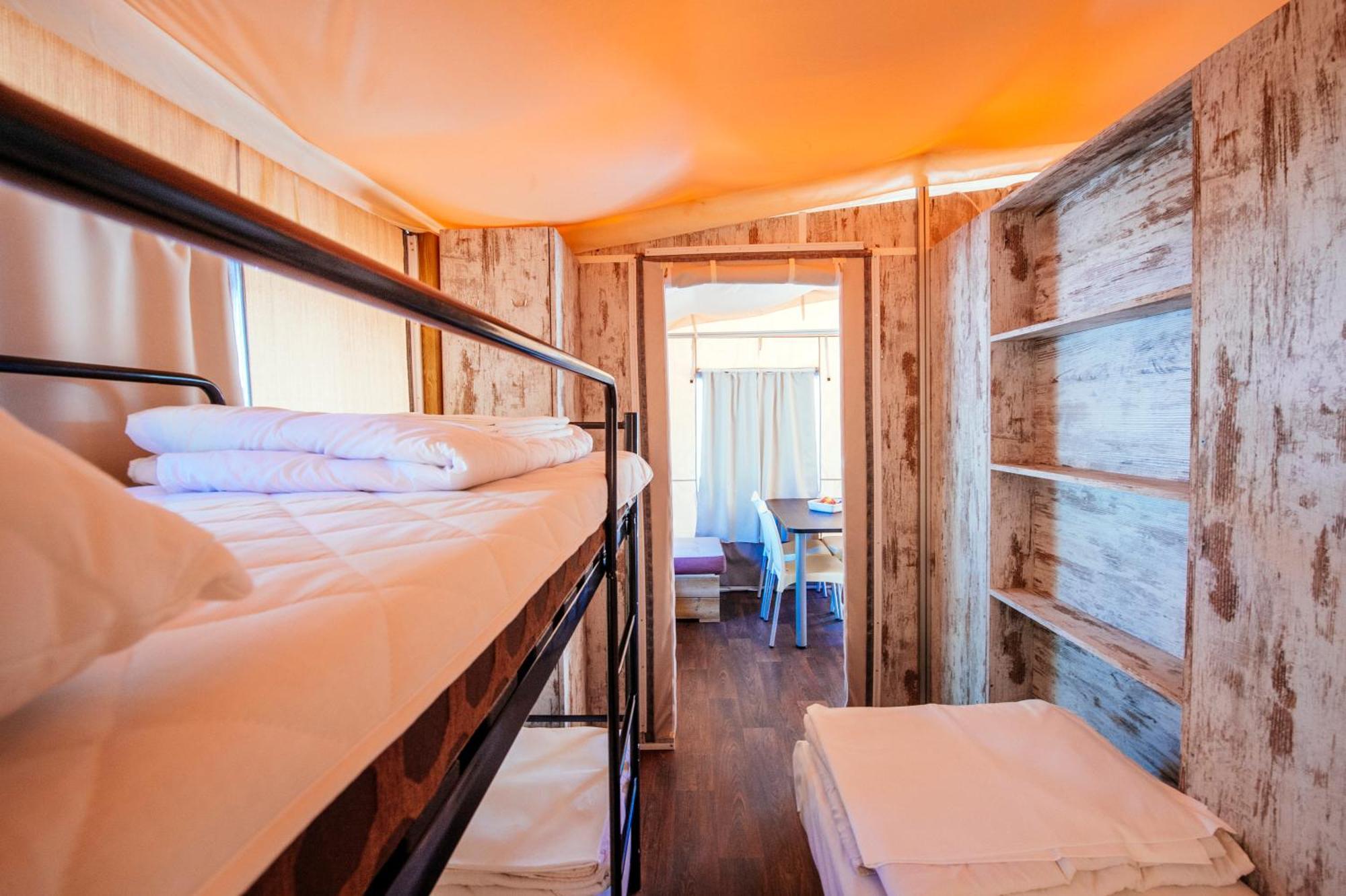 Zaton Holiday Resort Glamping Tents 宁 客房 照片